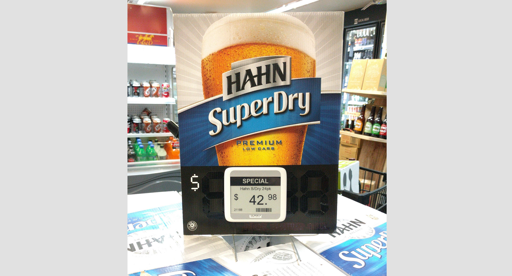 Promotional display for Hahn using esLabels XL epaper ESL