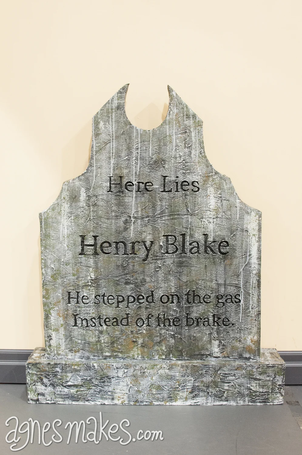 Grave Stones-19.jpg