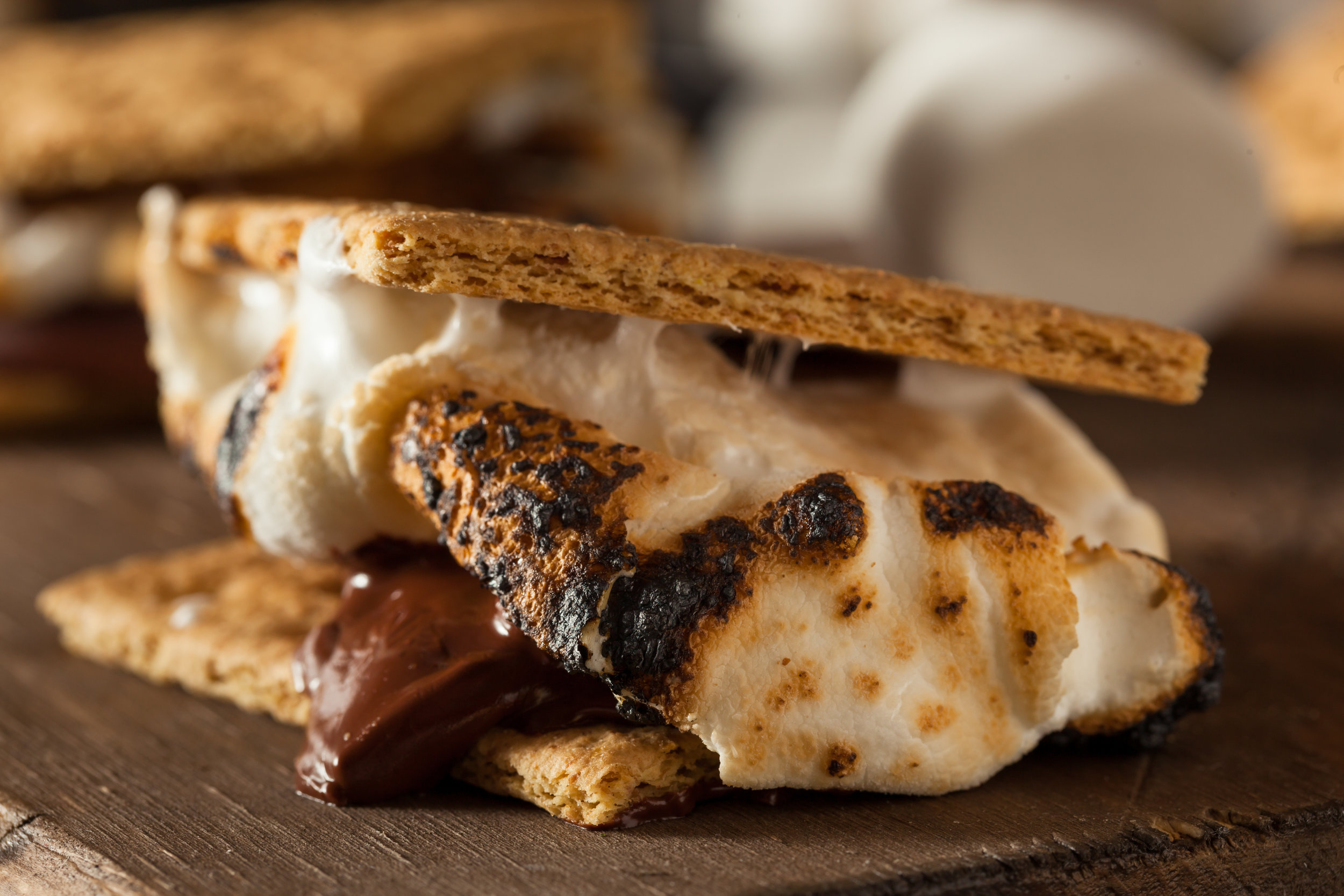 Homemade Gooey S'mores with Chocolate