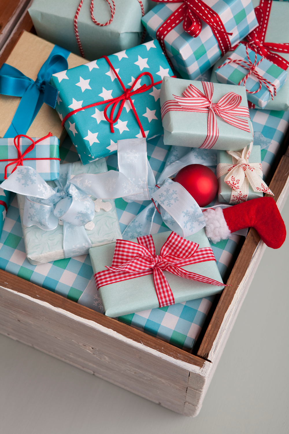 Traditions | The emergency present drawer