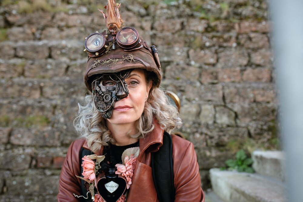 How to | Dress Like a Steampunk | The Simple Things