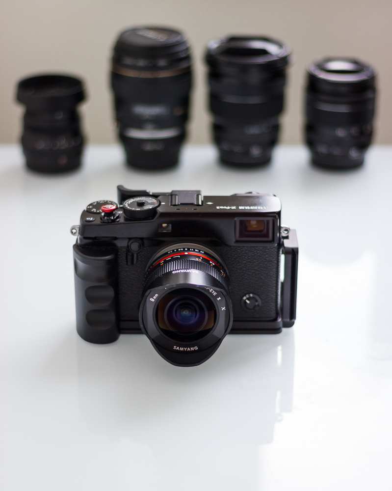 Lenses in the background, from left to right: 1 - Fujinon XF 35/2,0 R WR 2 - Canon 100/2,0 USM + Photomadd EOS-FX Adapter 3 - Fujinon XF 10-24/4,0 R OIS 4 - Fujinon XF 18-55/2,8-4,0 R LM OIS 