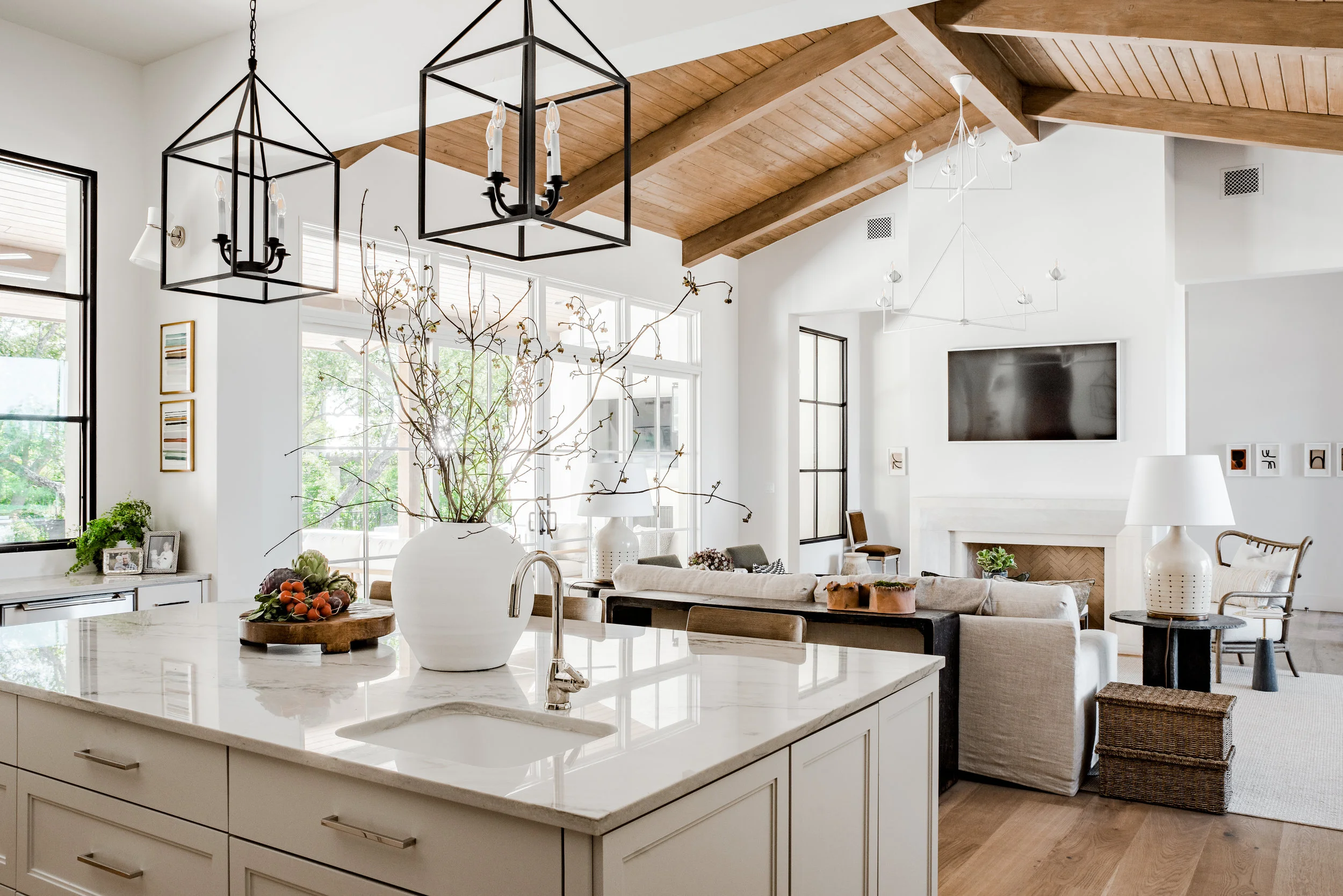 2019-BOYD-INTERIOR--026-ANINDOORLADY.jpg