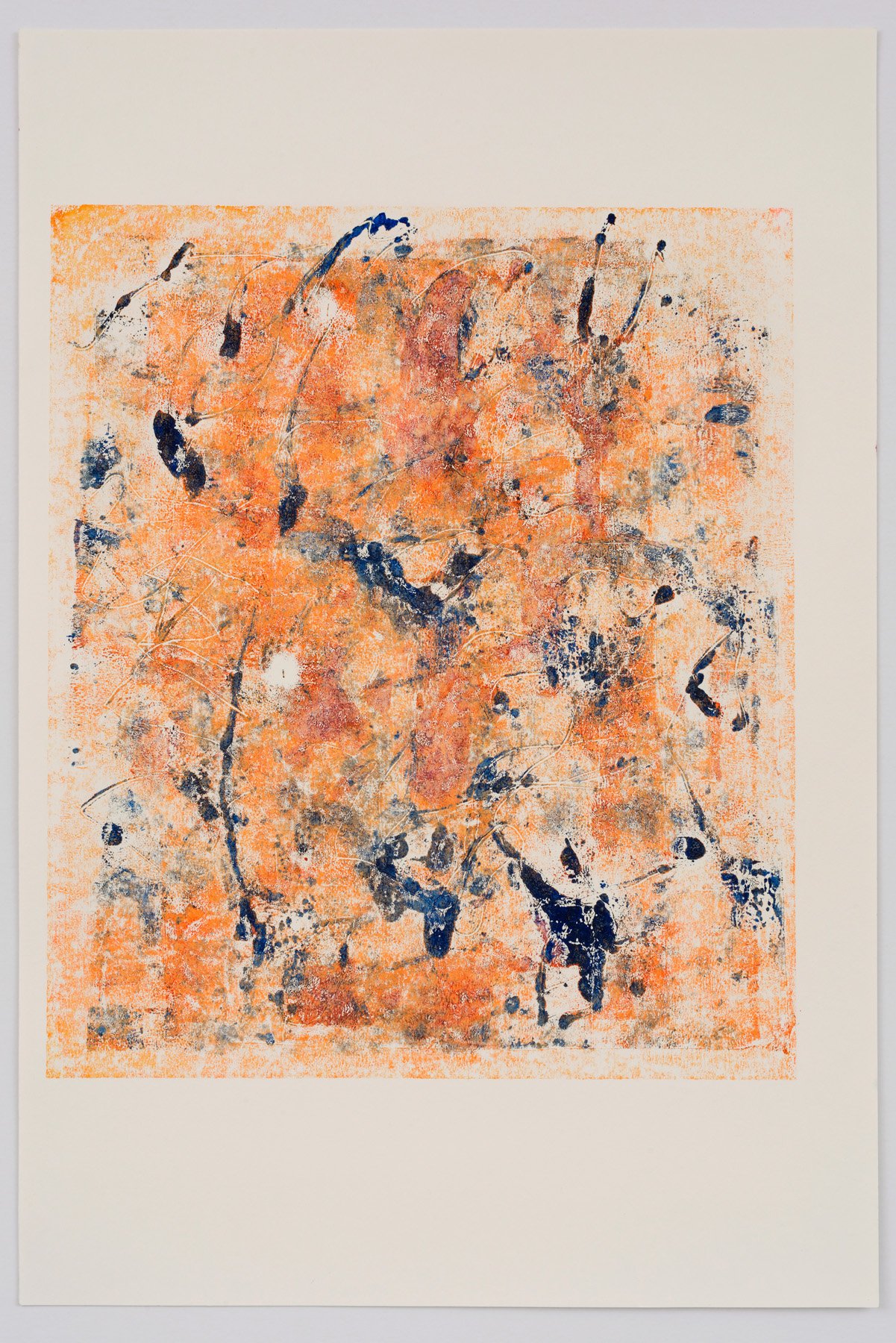  Untitled (orange-dark blue)   2022   Oil on hot pressed Saunders Waterford paper   Paper size: 51 x 34 cm, Print size: 32 x 28 cm   Monoprint (one of one)  