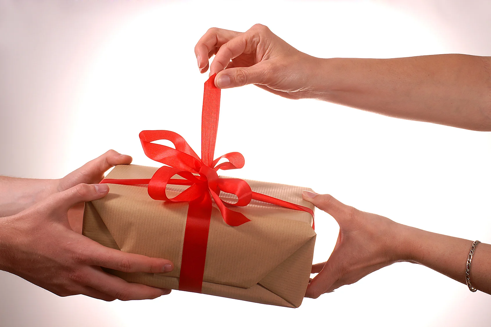 Christmas-Gift-Exchange-3.jpg