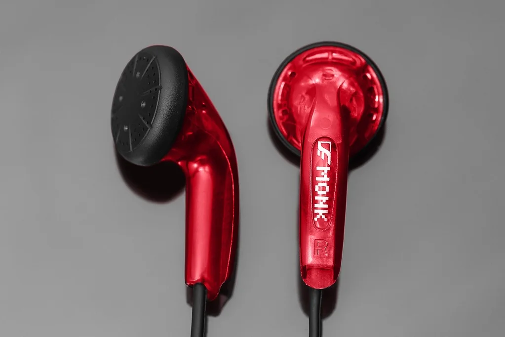 The red Massdrop VE Monk Plus