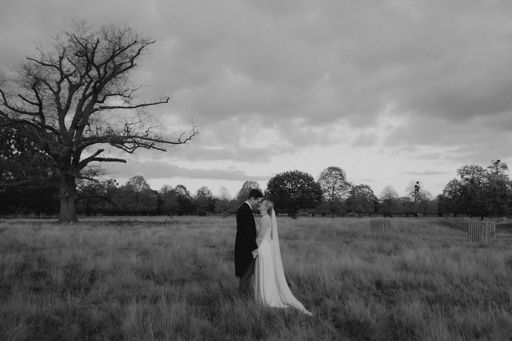 Hampton Court House wedding photographer-32.jpg