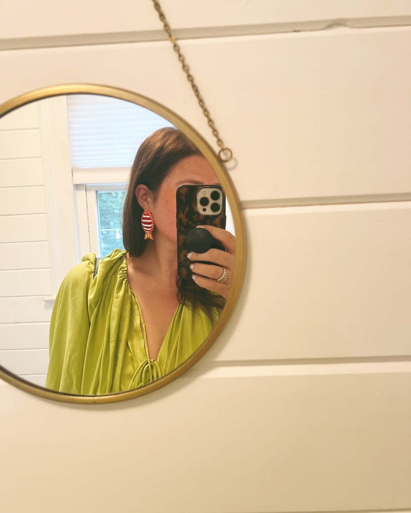 june 
(ft. fish earrings, lobster canvases &amp; nyc)