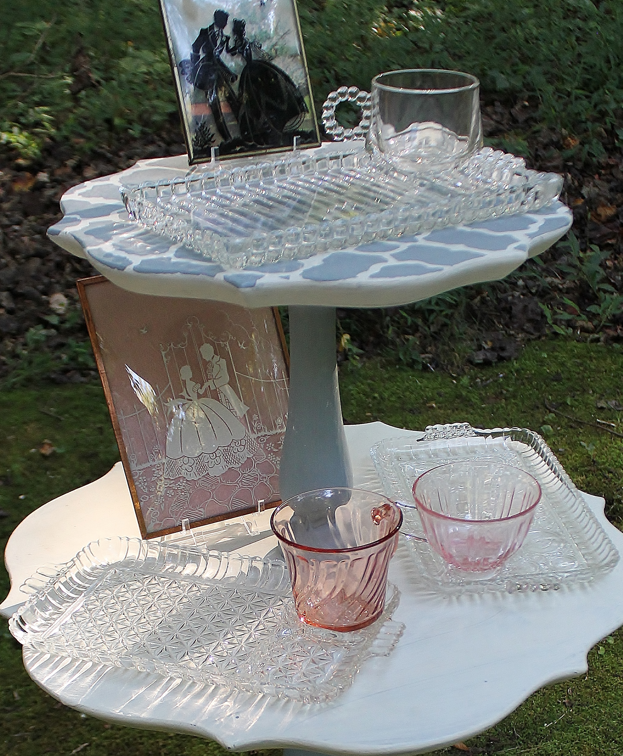 Vintage luncheon plate rentals