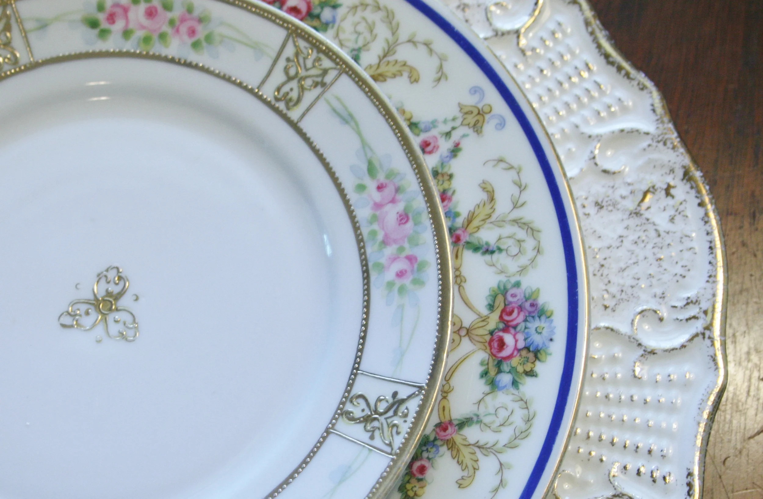 Mismatched china rentals