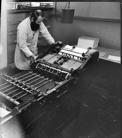 By all accounts this was the press that Wil had sent from California to Vancouver to Toronto to Cape Dorset and then back to British Columbia again. photo: Seam Johnston collection 1970-09