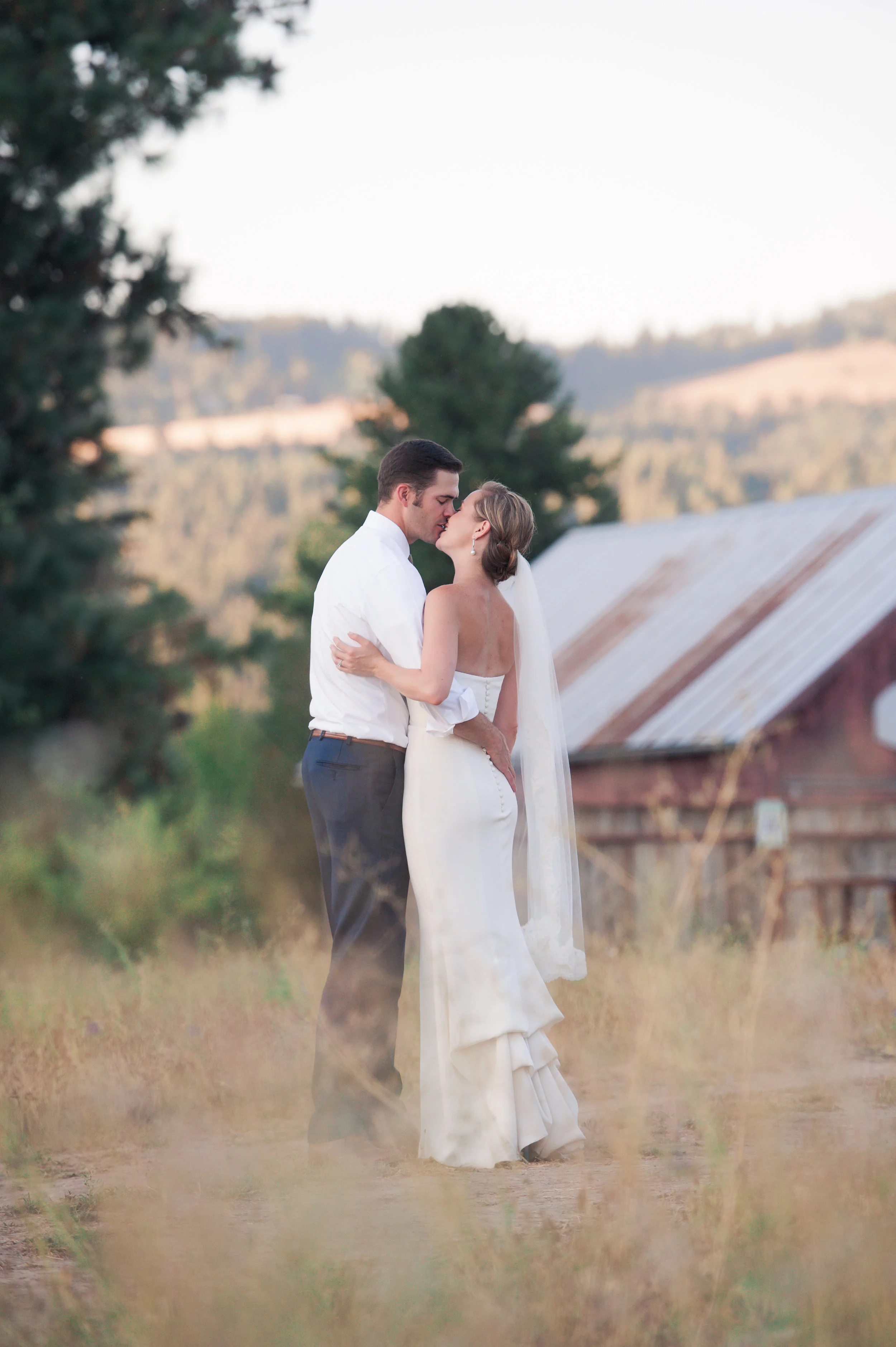 Tin Roof Barn Wedding -116.jpg