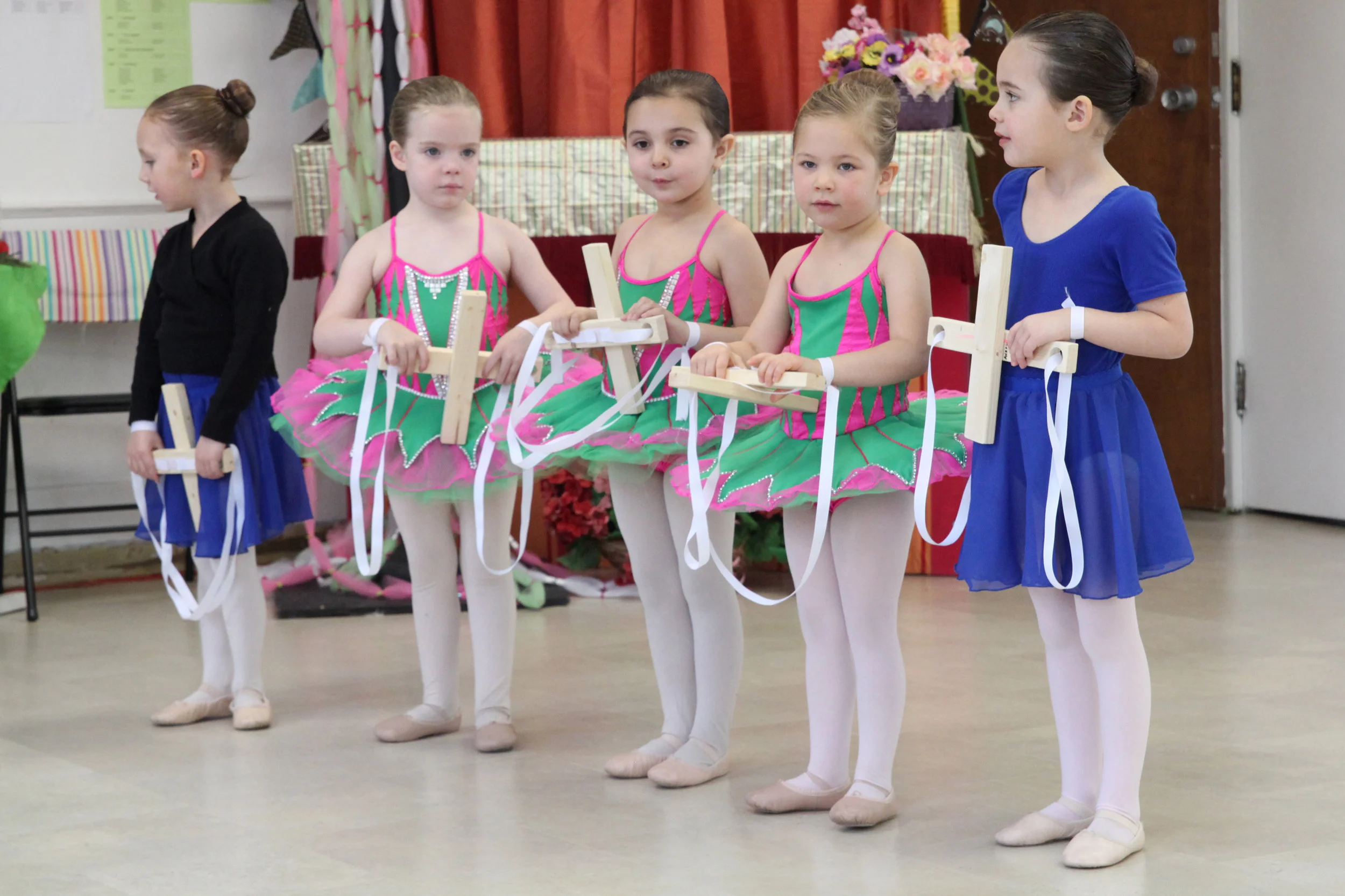 Marionettes005.jpg