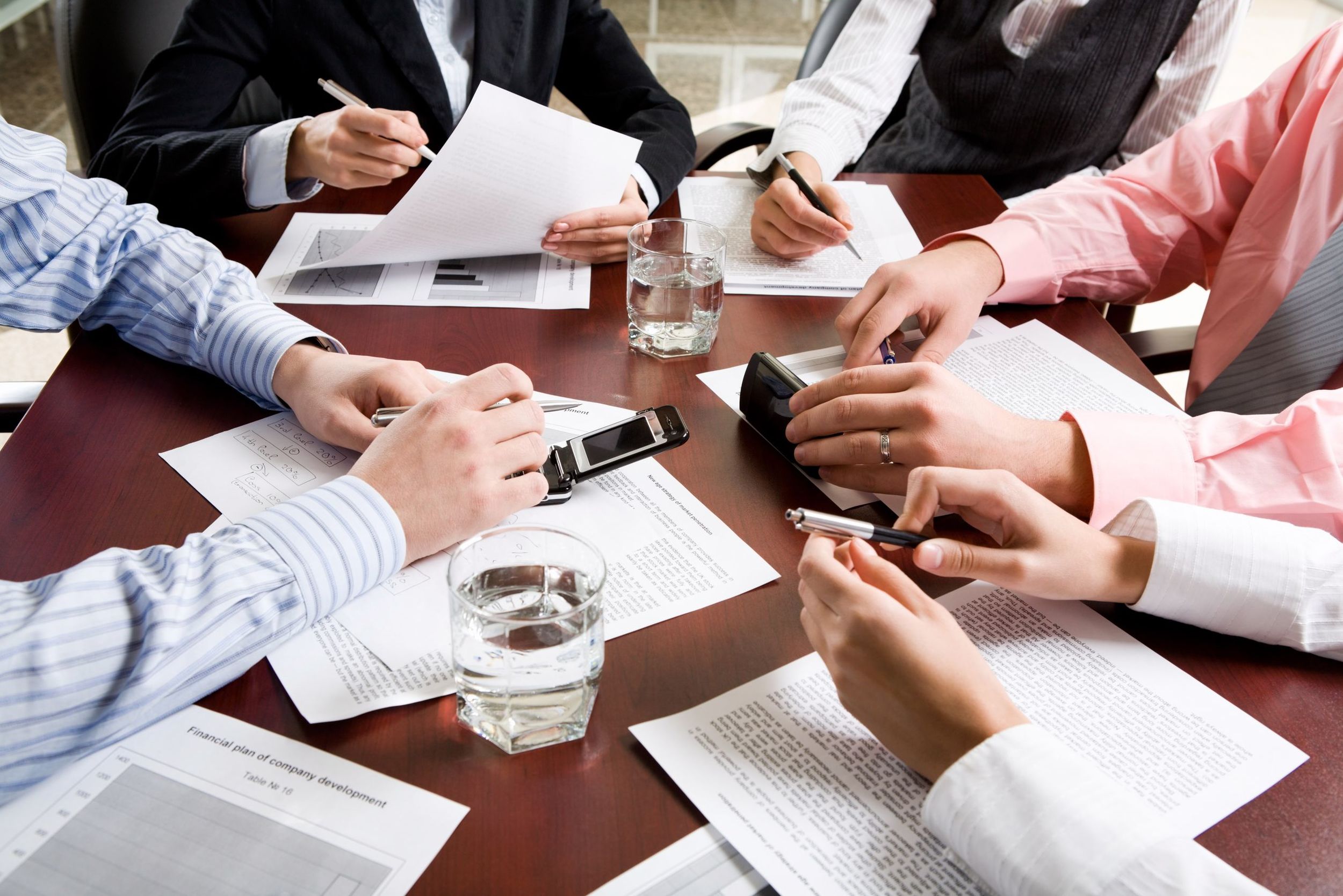 B USINESS CONSULTING What business goals are beyond your reach? Our experience and insight can make the difference you need.