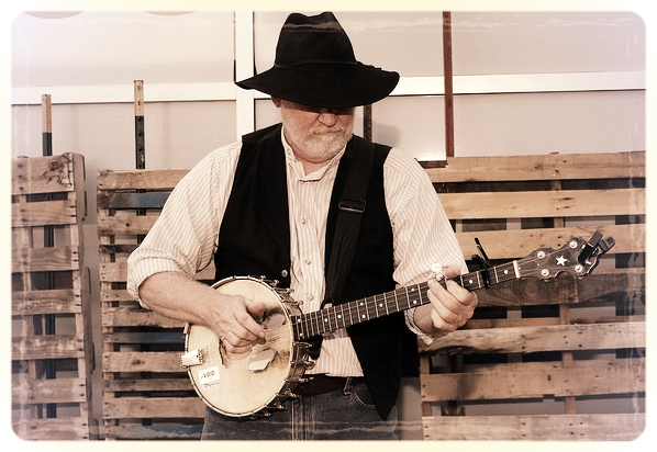 Friday Sep. 14, 2018 6:00pm Tailgate Arlington’s Wild Wild West Buy your tickets now!