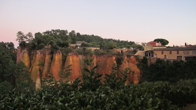 red rock cliffs of Roussillon