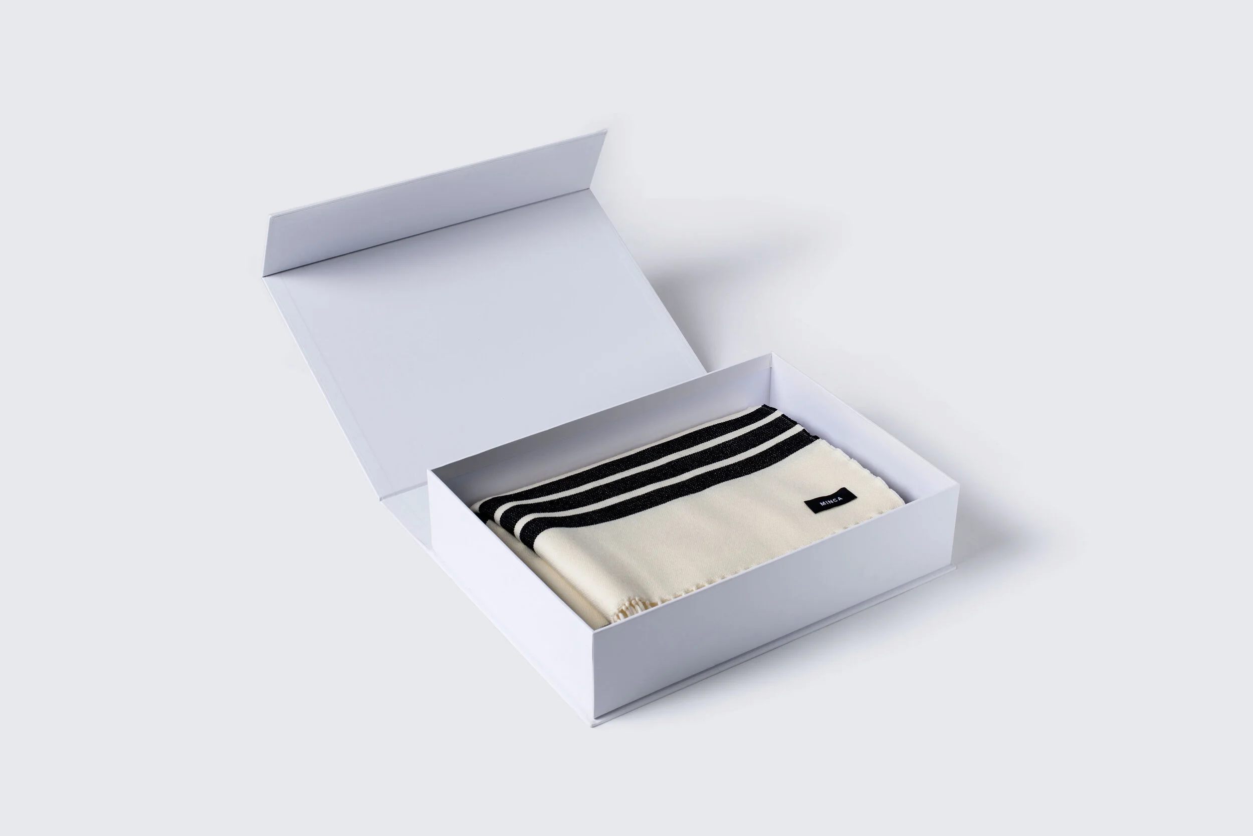 _web_Blanket_1-copy.jpg