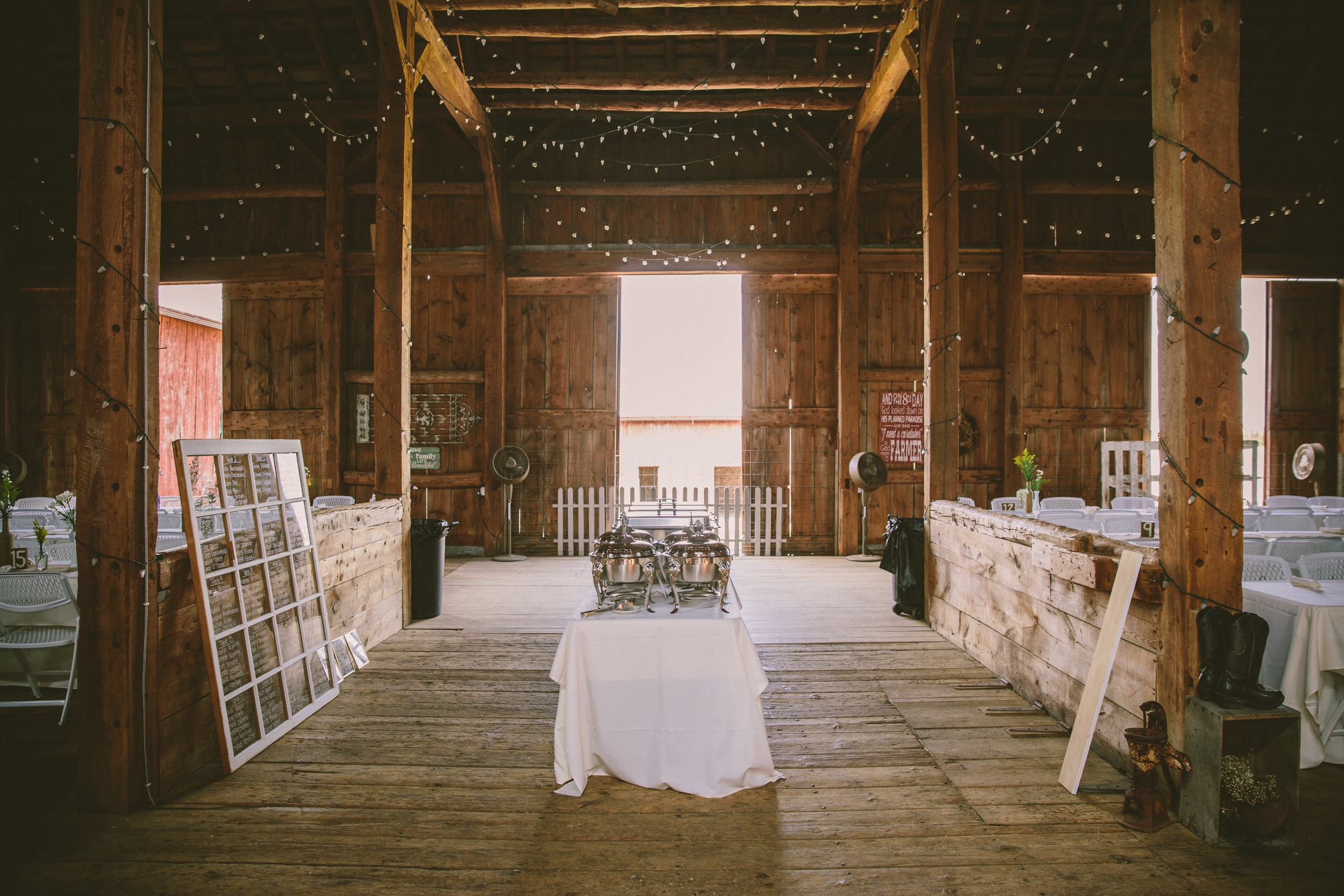 Mulberry Lane Farm Wedding: Meg + Paul // The Overwhelmed Bride Wedding Blog + Southern California Wedding Planner