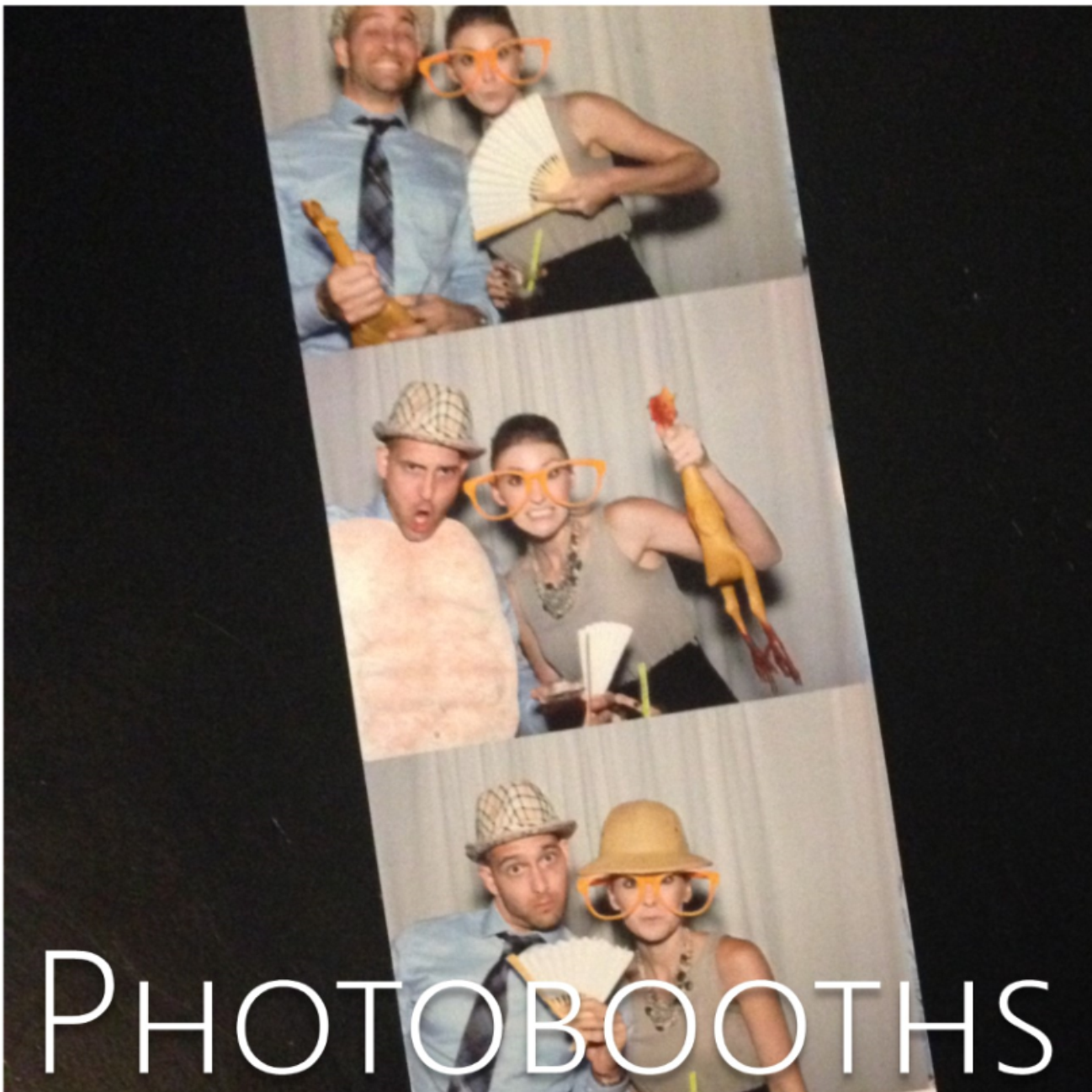 wedding photobooth rentals // the overwhelmed bride wedding blog