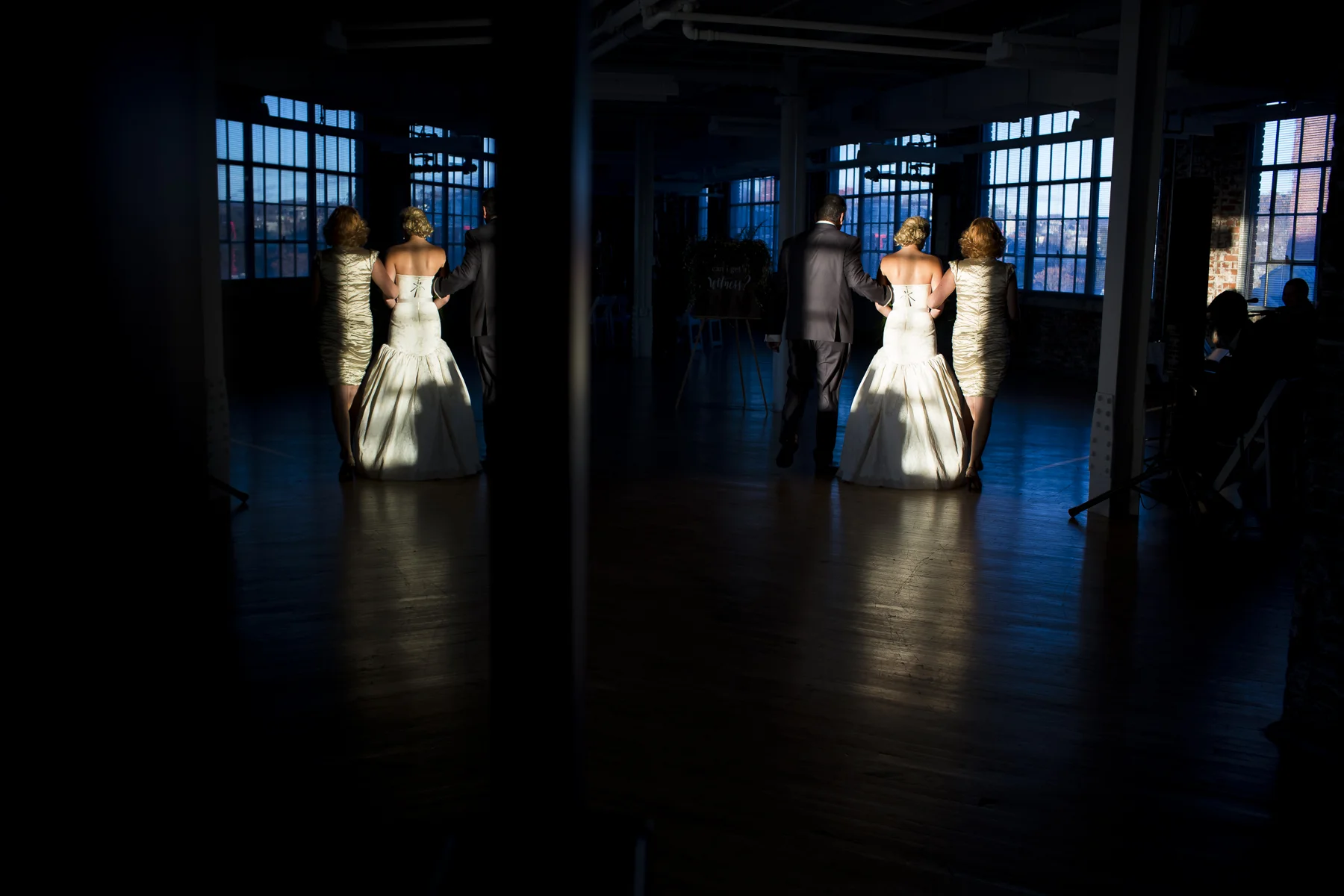 An Industrial Pennsylvania Art Gallery Wedding at Goggleworks