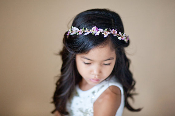 16 Flower Girl Hair Accessories...they're just too cute not to take a peek!  — The Overwhelmed Bride // Wedding Blog + SoCal Wedding Planner
