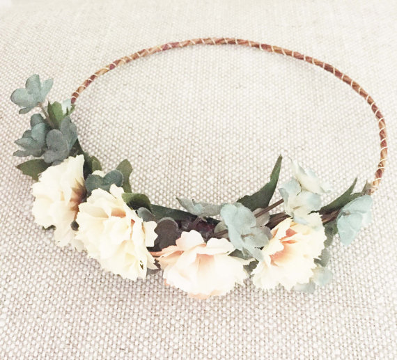 16 Flower Girl Hair Accessoriesthey're just too cute not to