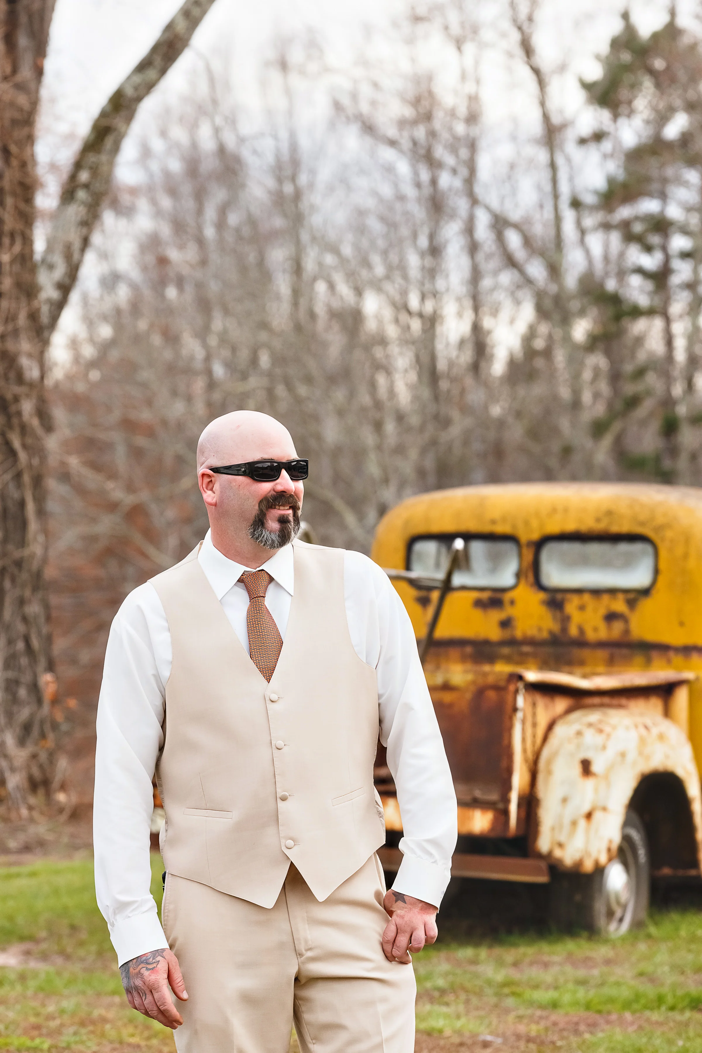 Quirky, Classy Virginia Wedding at The Vintager Inn