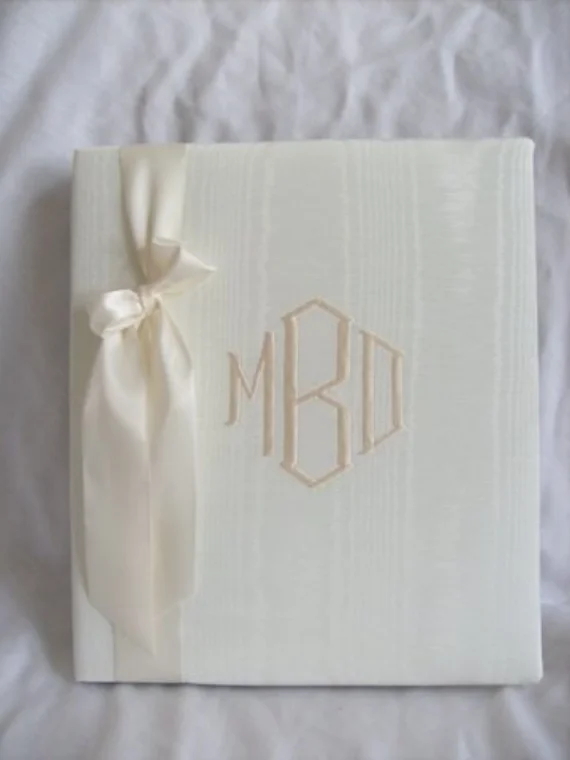 22 Monogrammed Wedding Items — The Overwhelmed Bride // Wedding Blog