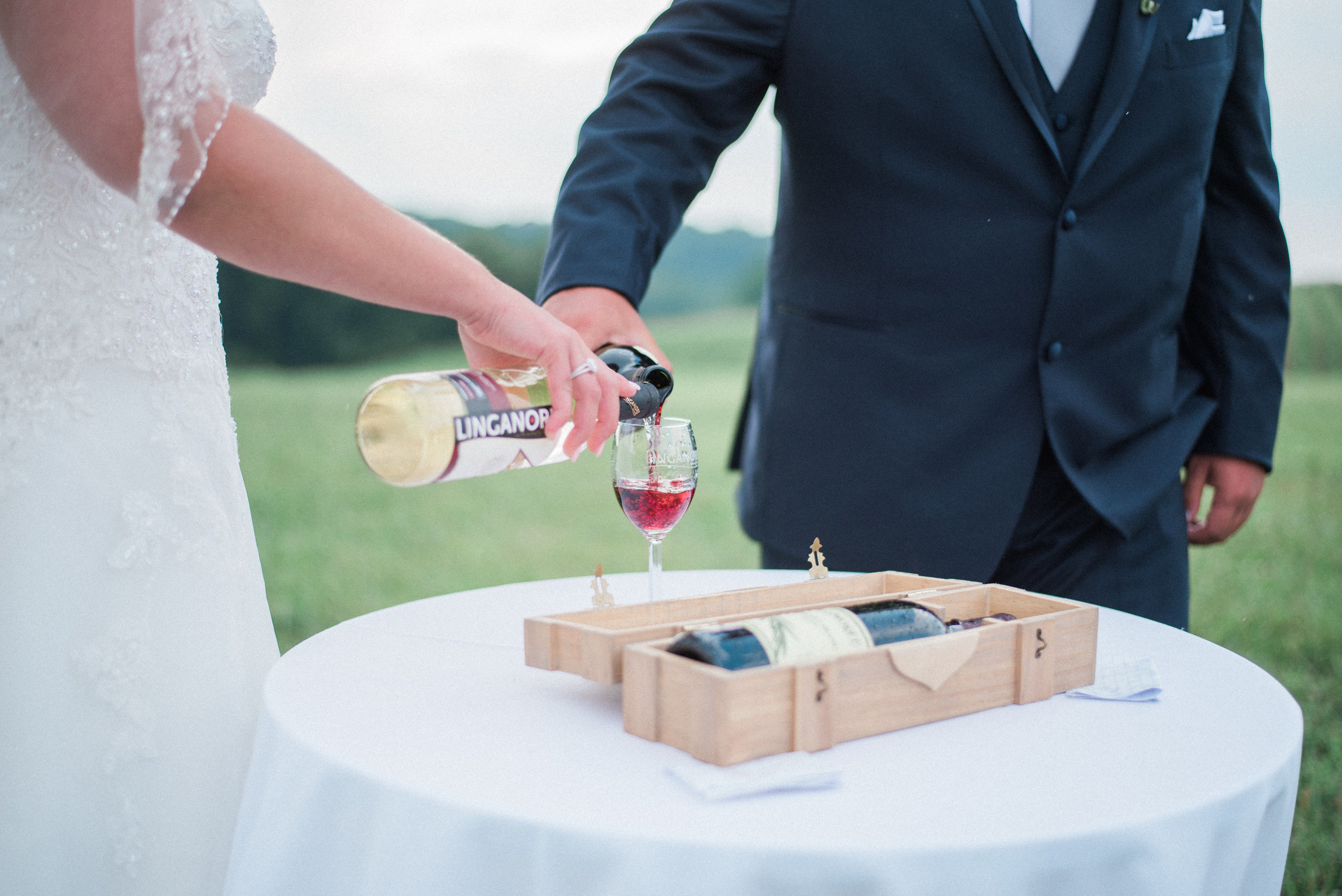 Maryland Vineyard Wedding at Linganore Winery