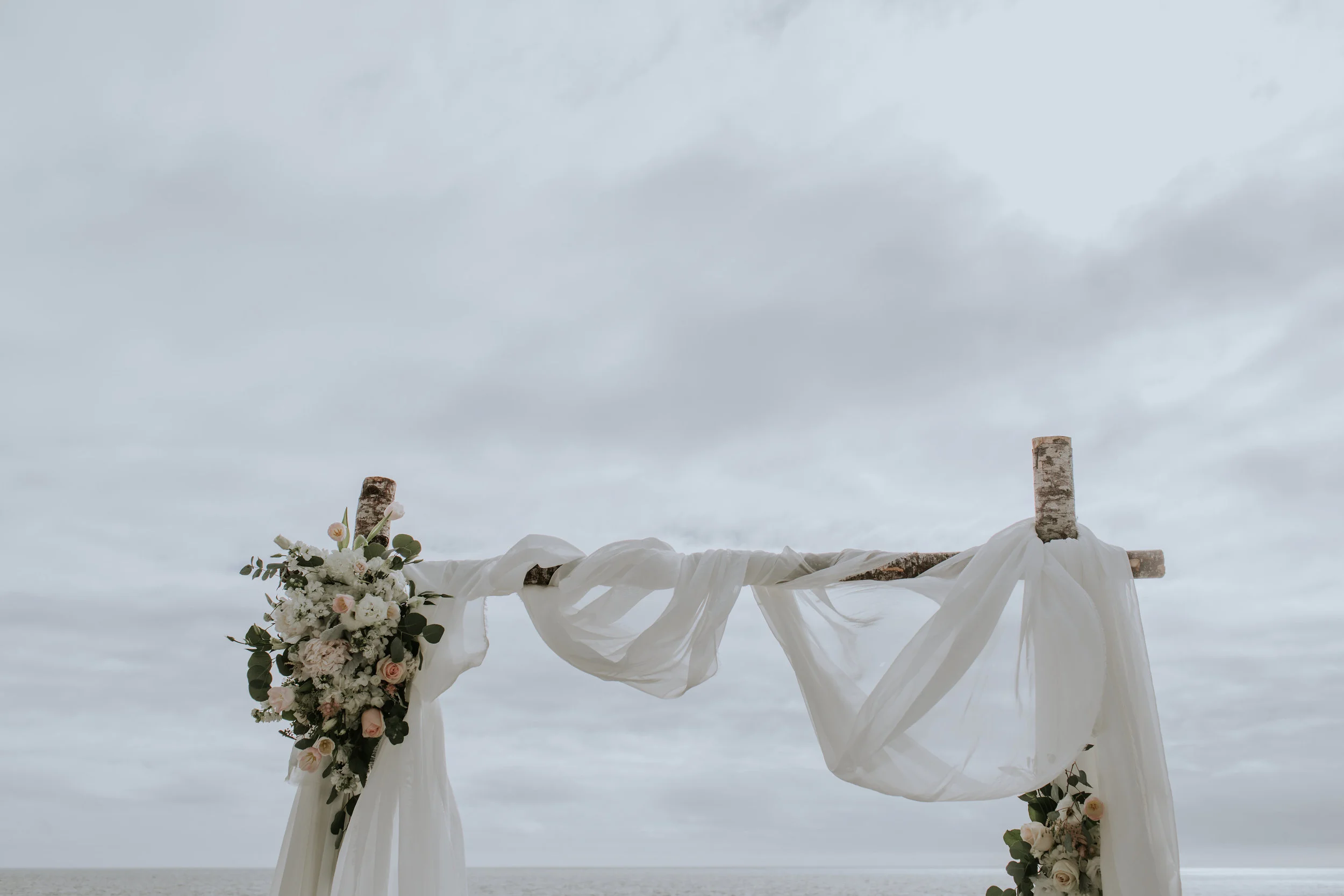 A Blush + White Malibu West Beach Club Wedding by Rachel Wakefield Photography