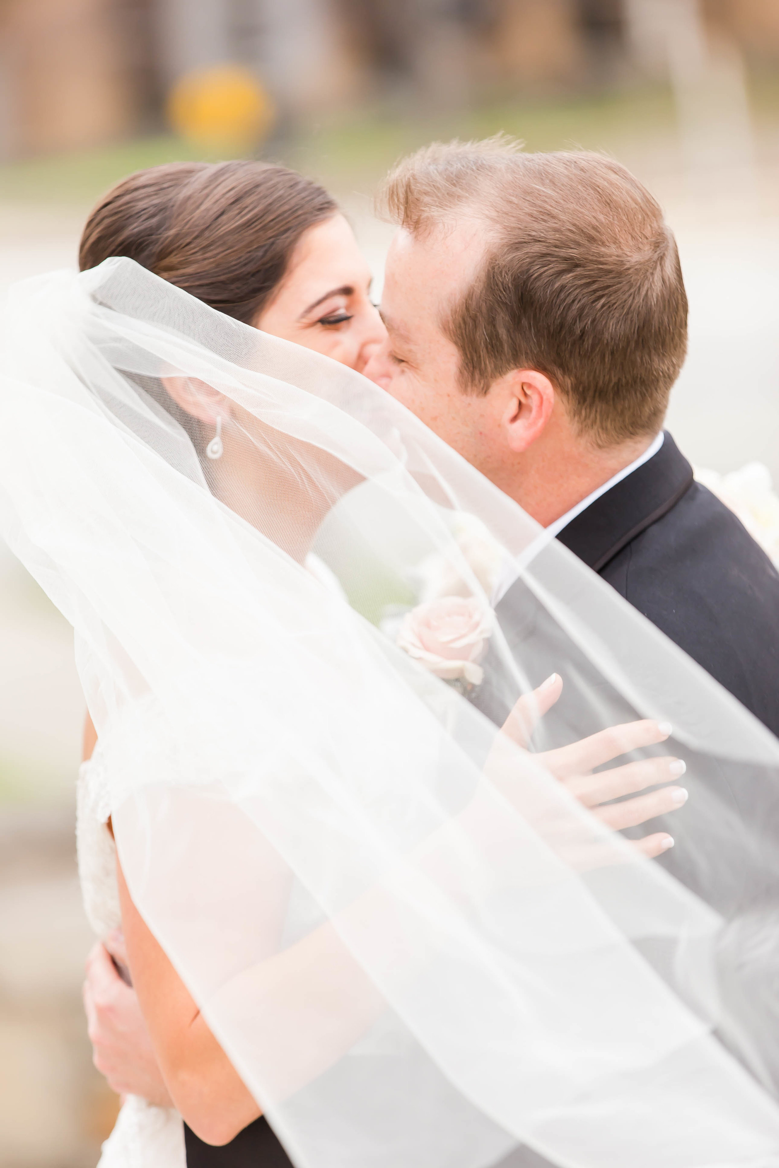 An Elegant Cleveland Ohio Church Wedding — The Overwhelmed 