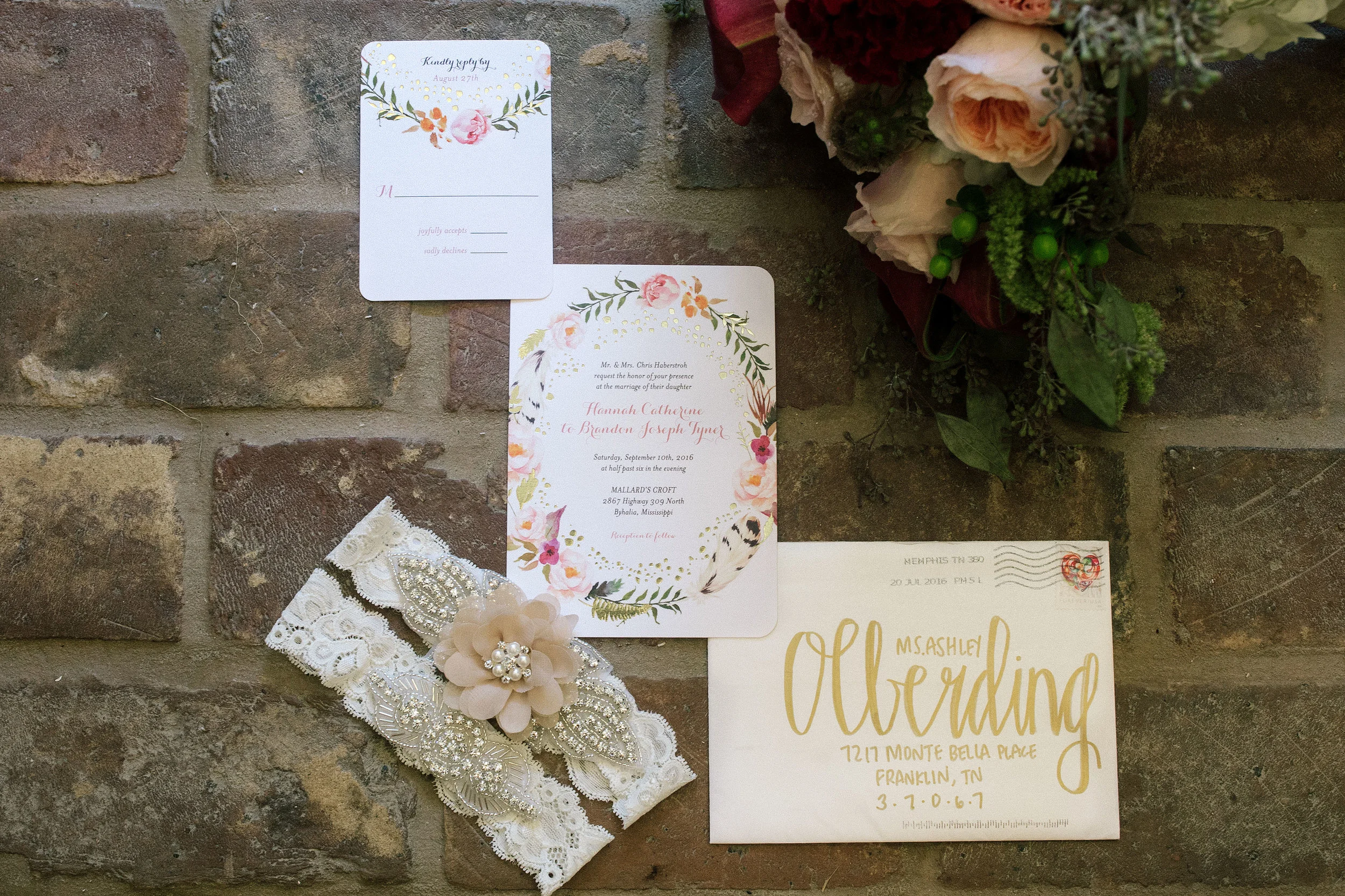 A Rustic Mallard's Croft Mississippi Wedding - Smash Studios Photography