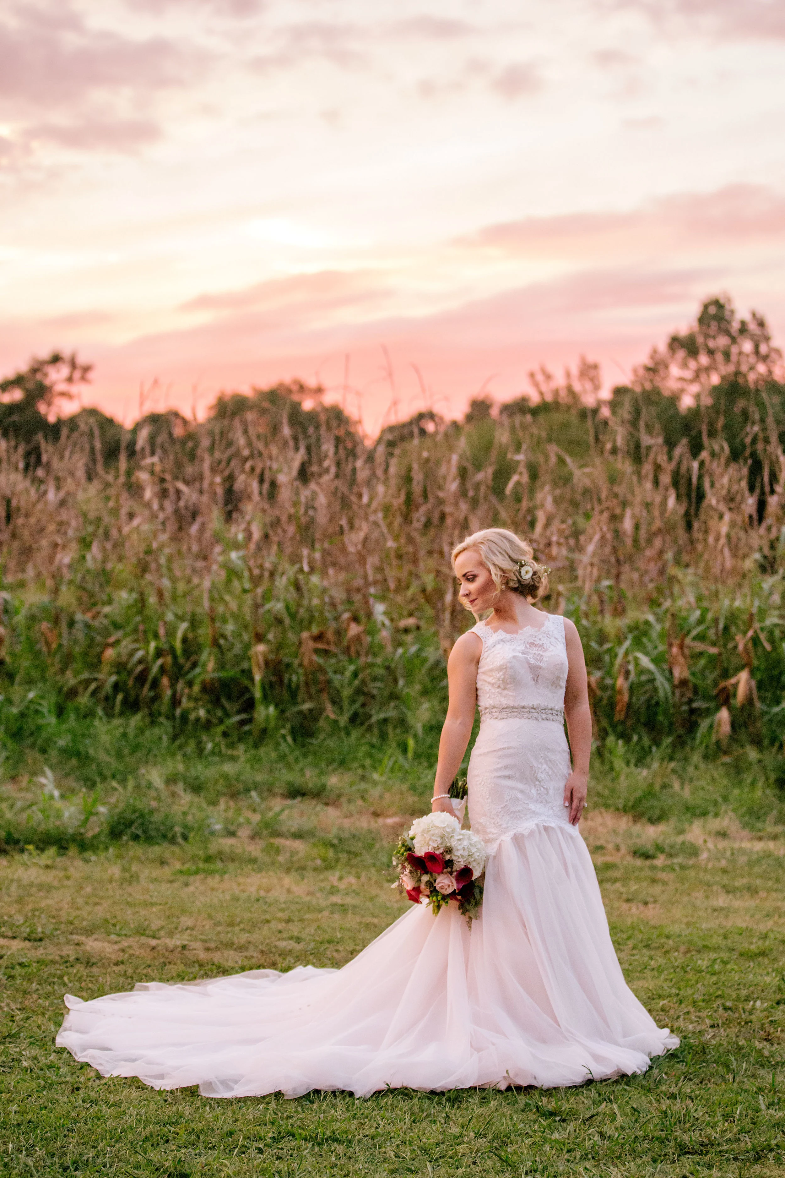 A Rustic Mallard's Croft Mississippi Wedding - Smash Studios Photography