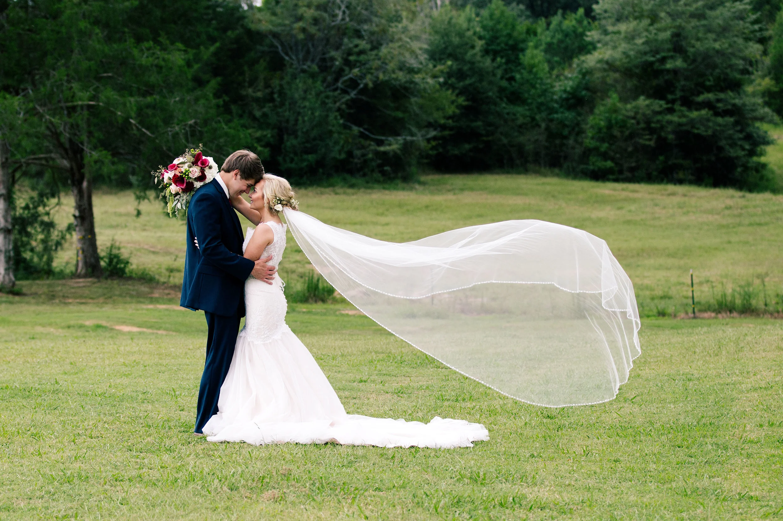 A Rustic Mallard's Croft Mississippi Wedding - Smash Studios Photography
