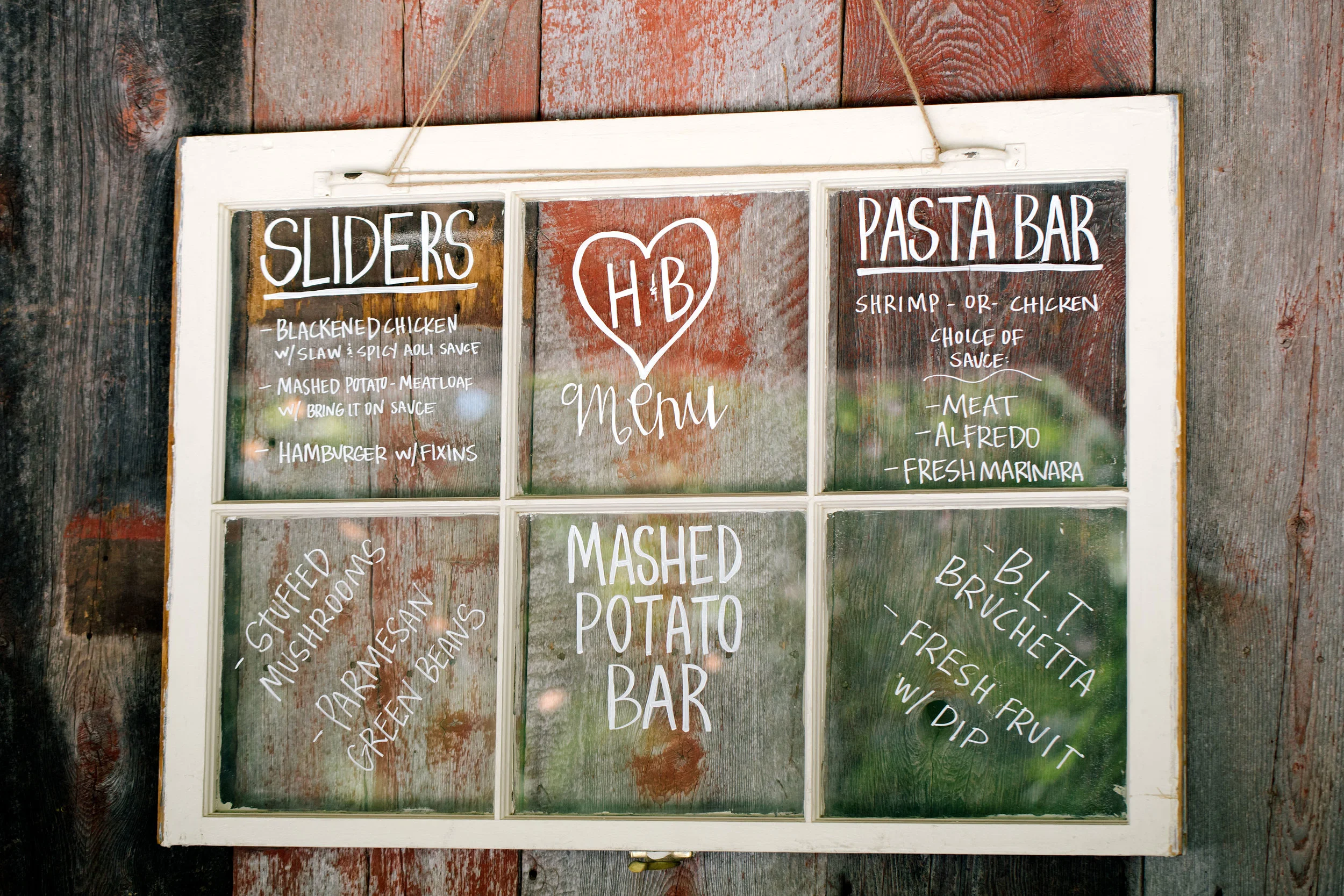 A Rustic Mallard's Croft Mississippi Wedding - Smash Studios Photography