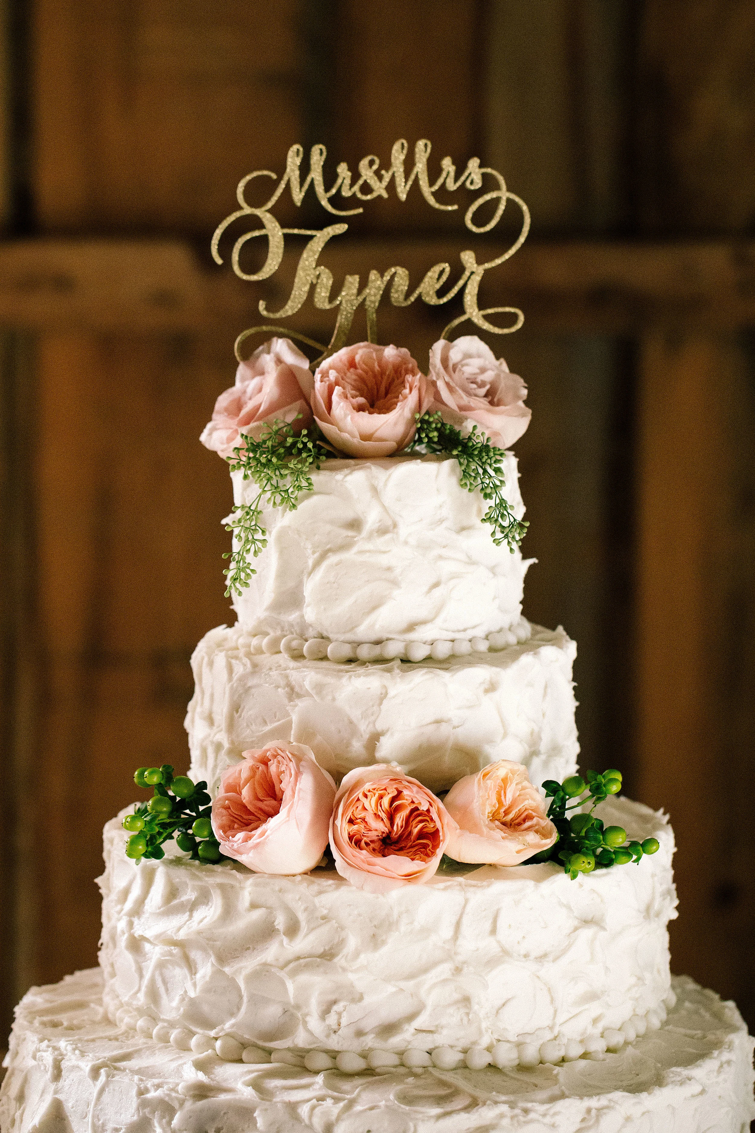 A Rustic Mallard's Croft Mississippi Wedding - Smash Studios Photography