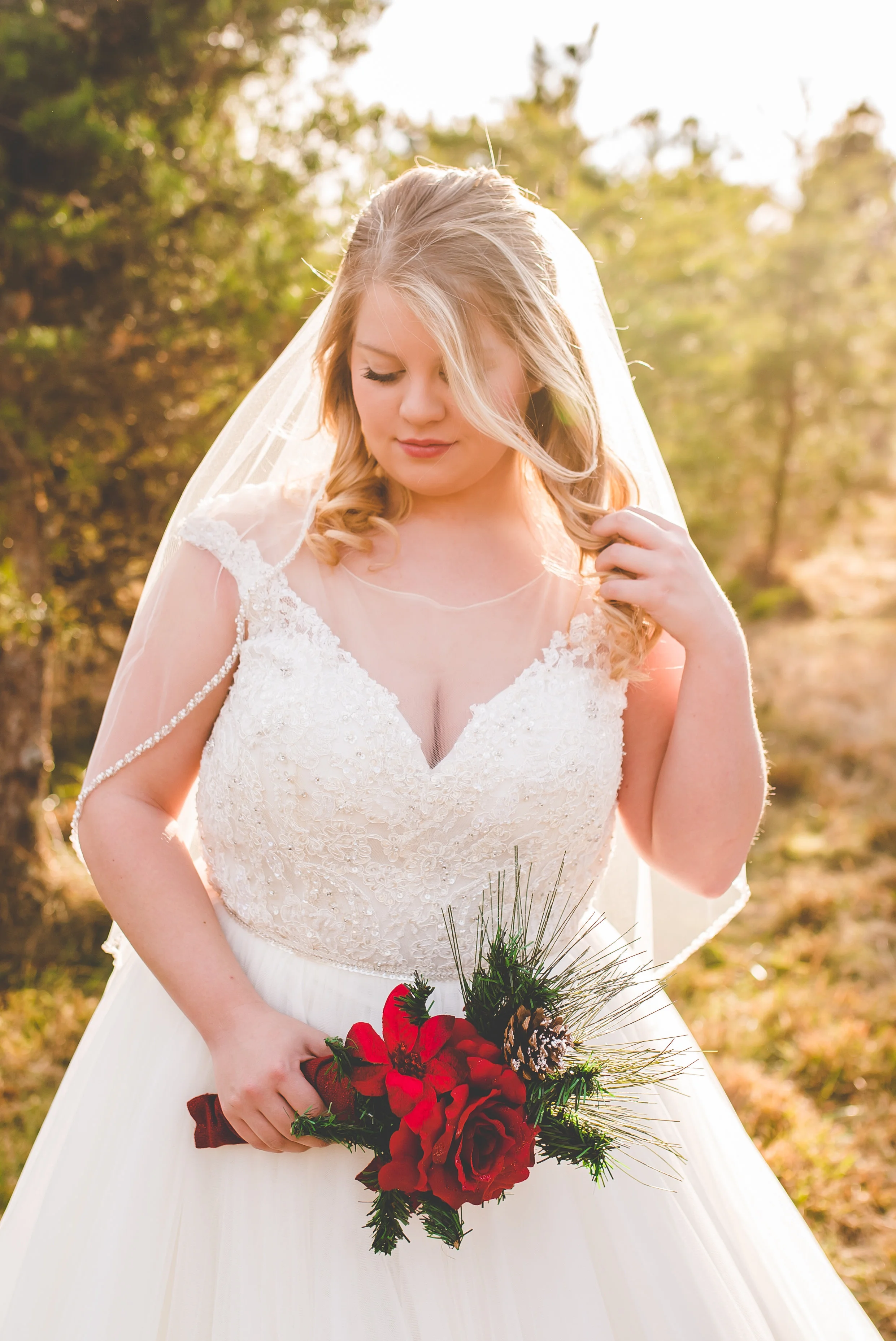 A Carolinas Christmas Inspired Wedding Styled Shoot, Christmas Table Setting - Southernly Studios