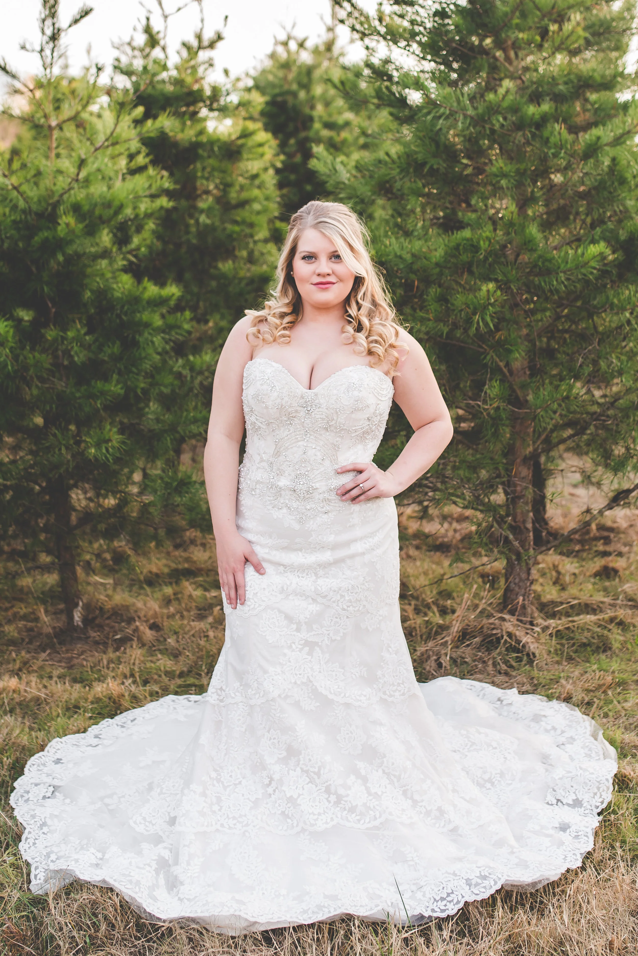 A Carolinas Christmas Inspired Wedding Styled Shoot, Christmas Table Setting - Southernly Studios
