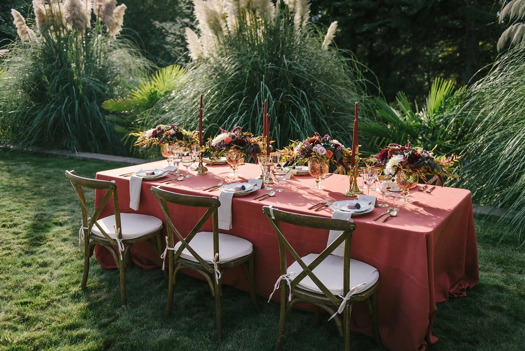 STYLED WEDDING SHOOT | A Romantic Vintage Fall Wedding