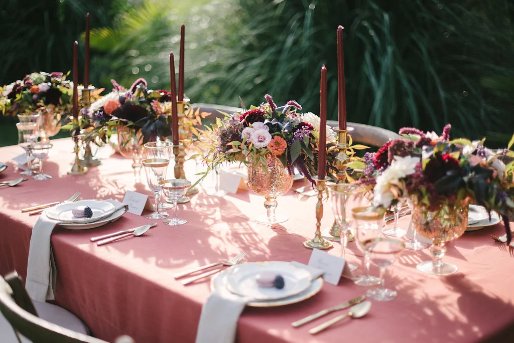 STYLED WEDDING SHOOT | A Romantic Vintage Fall Wedding