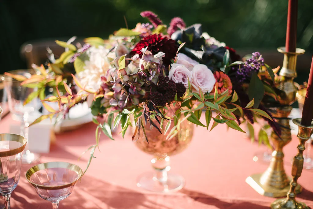 STYLED WEDDING SHOOT | A Romantic Vintage Fall Wedding