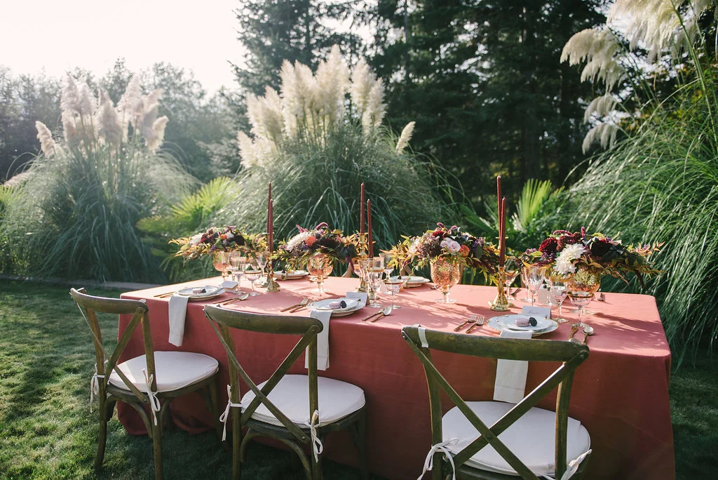 STYLED WEDDING SHOOT | A Romantic Vintage Fall Wedding
