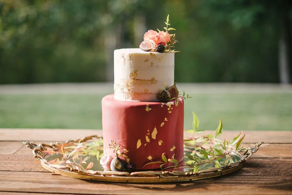 STYLED WEDDING SHOOT | A Romantic Vintage Fall Wedding