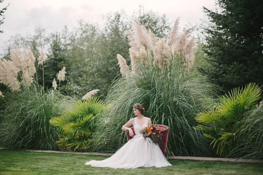 BHLDN Reagan Wedding Dress - Fall Wedding Bouquet - Vintage Bridal Hairstyle - STYLED WEDDING SHOOT | A Romantic Vintage Fall Wedding