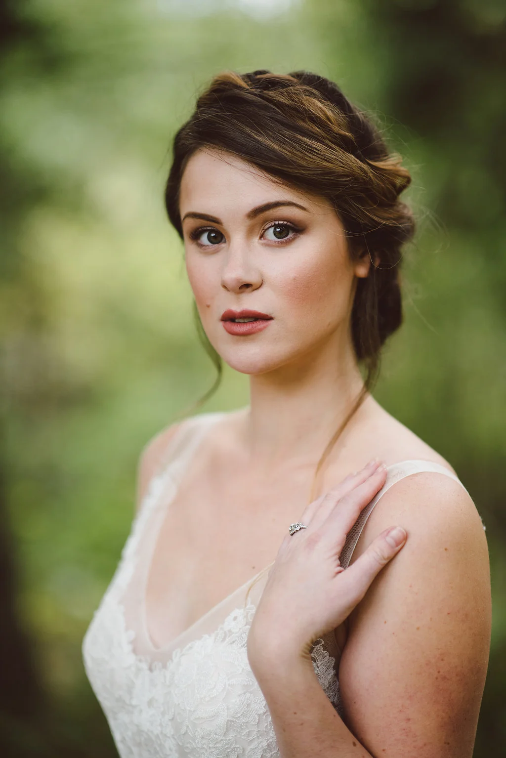 BHLDN Reagan Wedding Dress - Fall Wedding Bouquet - Vintage Bridal Hairstyle - STYLED WEDDING SHOOT | A Romantic Vintage Fall Wedding
