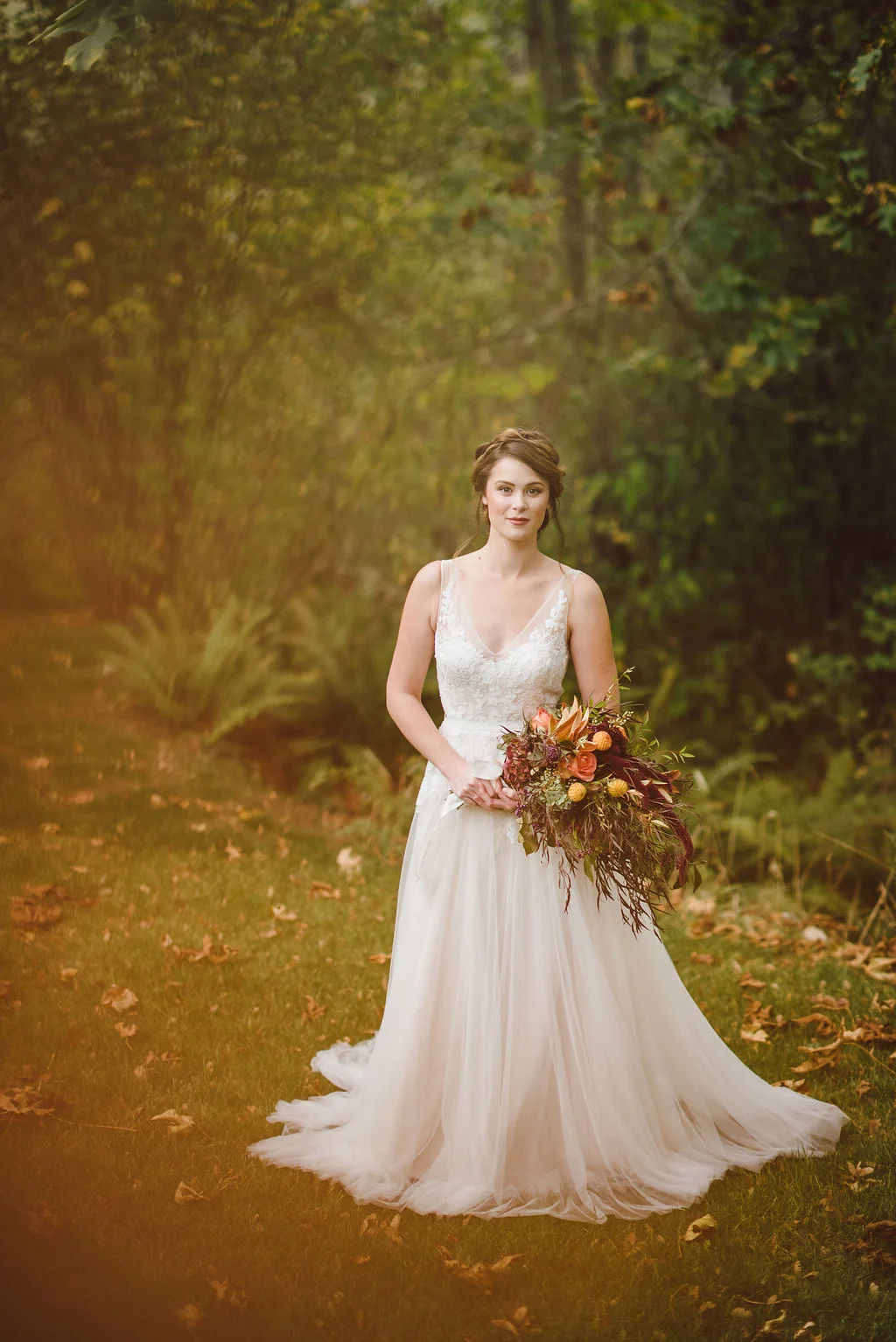 BHLDN Reagan Wedding Dress - Fall Wedding Bouquet - Vintage Bridal Hairstyle - STYLED WEDDING SHOOT | A Romantic Vintage Fall Wedding