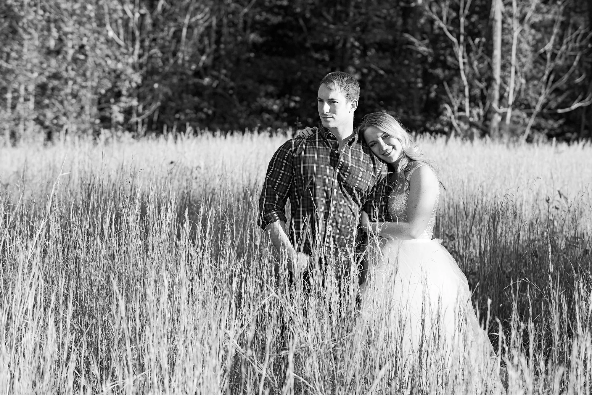 ENGAGEMENT PHOTOS | A Virginia Farm Engagement Session - Free Atkins Photography