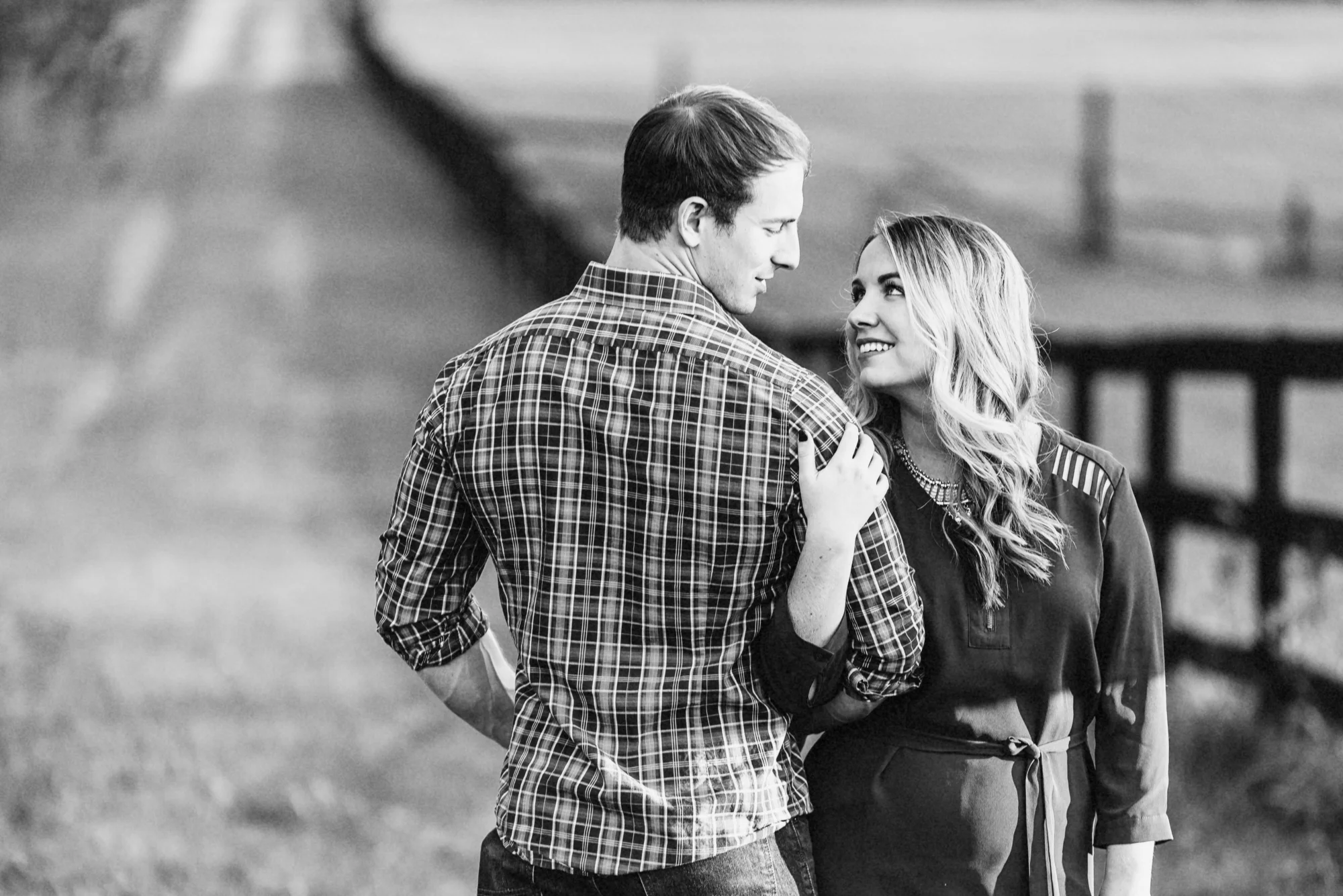 ENGAGEMENT PHOTOS | A Virginia Farm Engagement Session - Free Atkins Photography