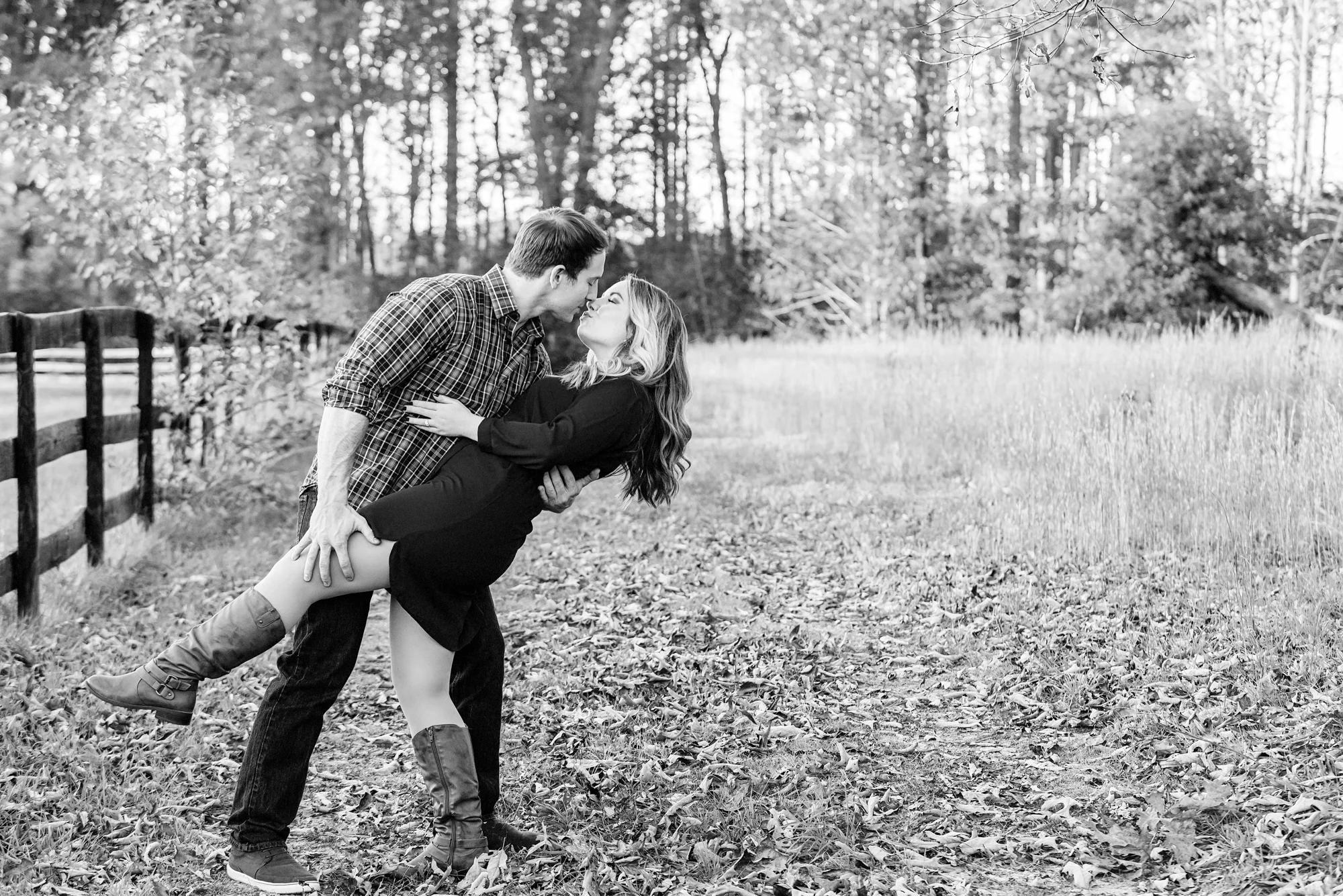 ENGAGEMENT PHOTOS | A Virginia Farm Engagement Session - Free Atkins Photography