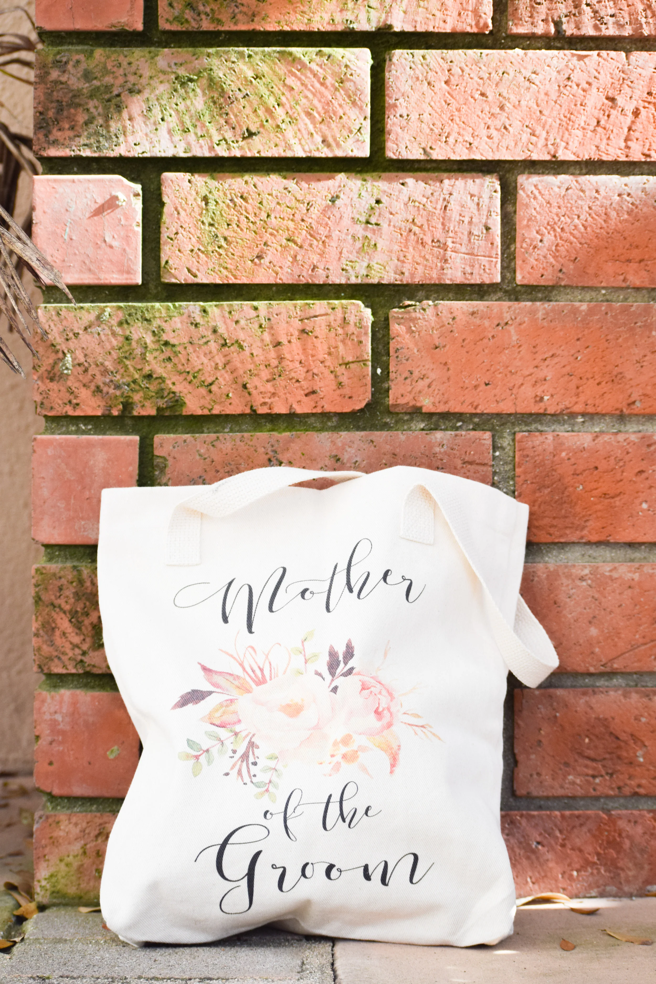 Mother of the Bride Gifts + Mother of the Groom Gifts -- Bridesmaid Tote Bags -- Instant Threads